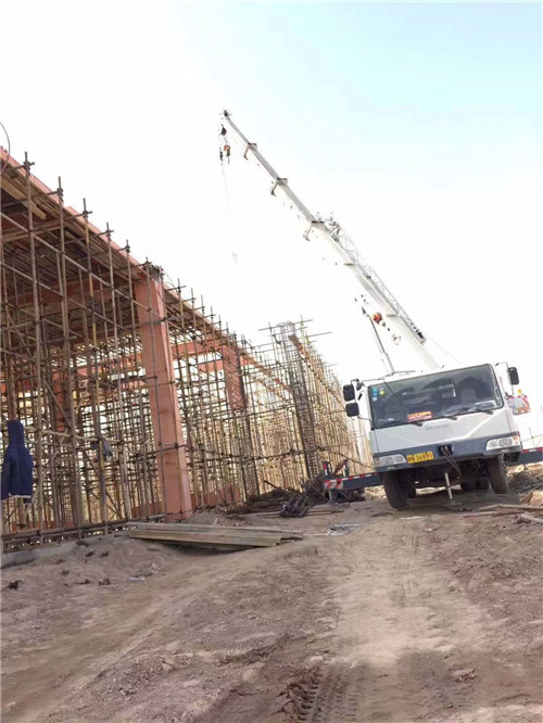 济阳区25 吨、50 吨吊车怎么选？多大重量 / 半径适合对应车型？