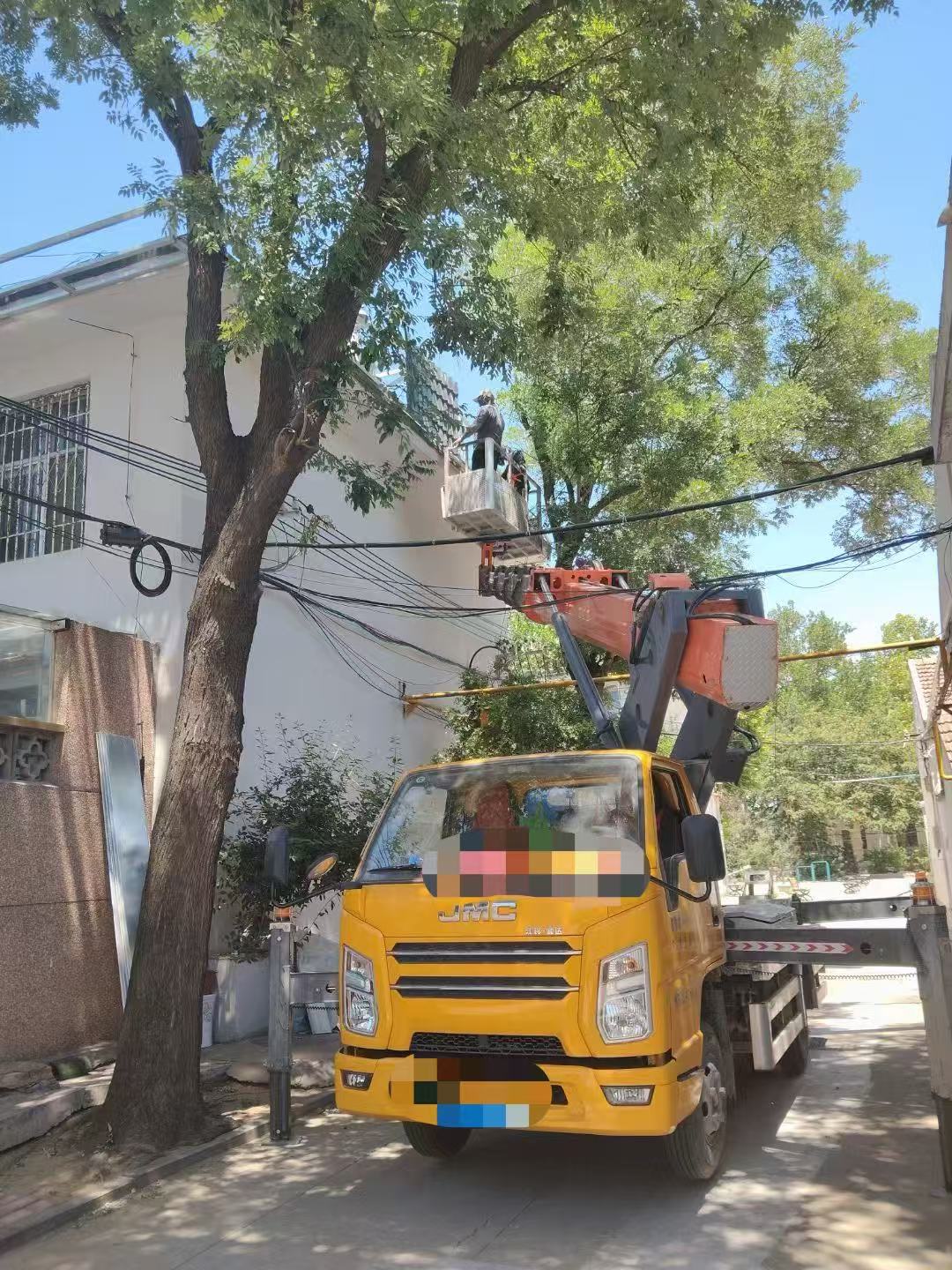 济阳区高空作业车能吊装重物吗？最大承载多少公斤？